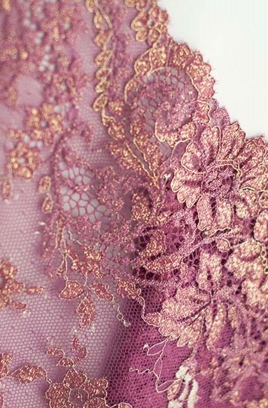 Lace Fabrics manufacturer